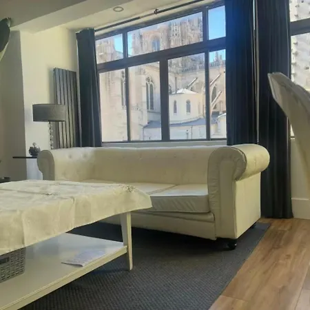 And Cathedral Apartment *